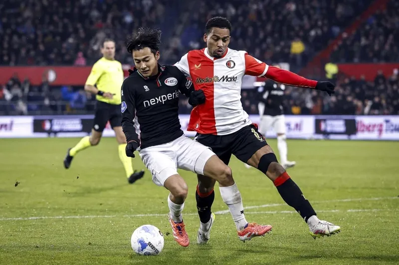 fenerbahce-ve-galatasarayin-transfer-gozdesi-quinten-timberdan-aciklama-1768403335680.jpeg Fenerbahçe ve Galatasaray'ın transfer gözdesi Quinten Tİmber'dan açıklama!-5