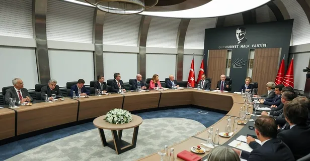 CHP'de savaş bitmiyor! Fatih Portakal'dan olay iddia: Kemal Kılıçdaroğlu "İkna odaları" kurdu