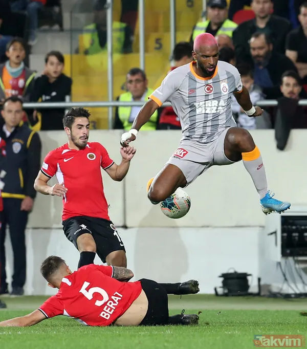 Galatasaray taraftarından Fatih Terim'e büyük tepki: Sorun Levent hocada değilmiş - 13