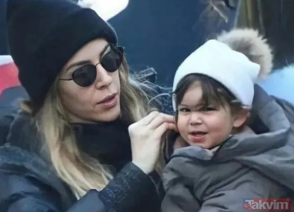 Kenan İmirzalıoğlu ile Sinem Kobal’dan Kıvanç Tatlıtuğ’a bebek ziyareti! Karnı burnunda Sinem’in son haline bakın doğuma günler kala... - 17