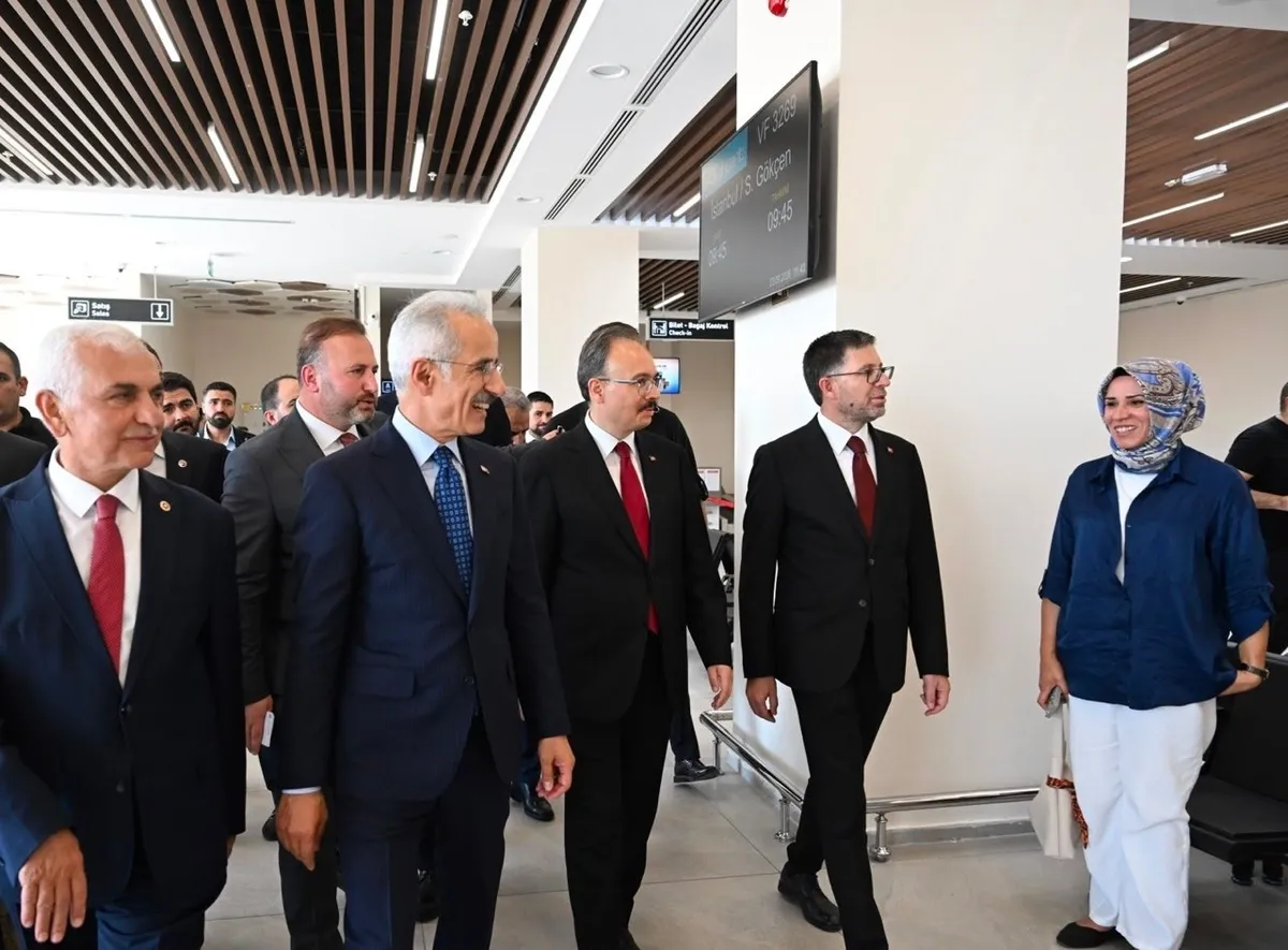 1790160424696.jpeg Siirt Havalimanı terminalinde 3 kat büyüme: Yolcu kapasitesi 100 binden 250 bine çıktı-6