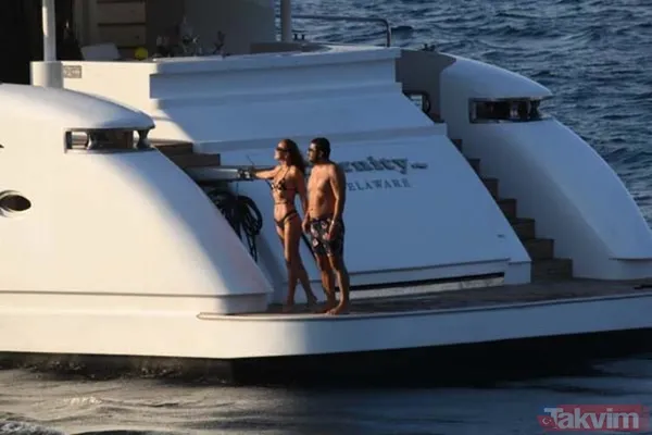 Ebru Şallı ve eşi Uğur Akkuş teknede aşka geldi birbirlerine öpücükler kondurdular! Tatil bahane romantizm şahane - 4