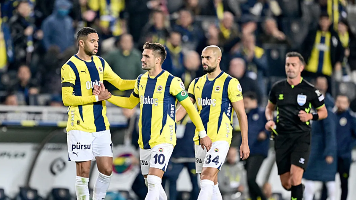 Kanarya'dan zirve takibine devam! Fenerbahçe Sivasspor'u 4-0 yendi