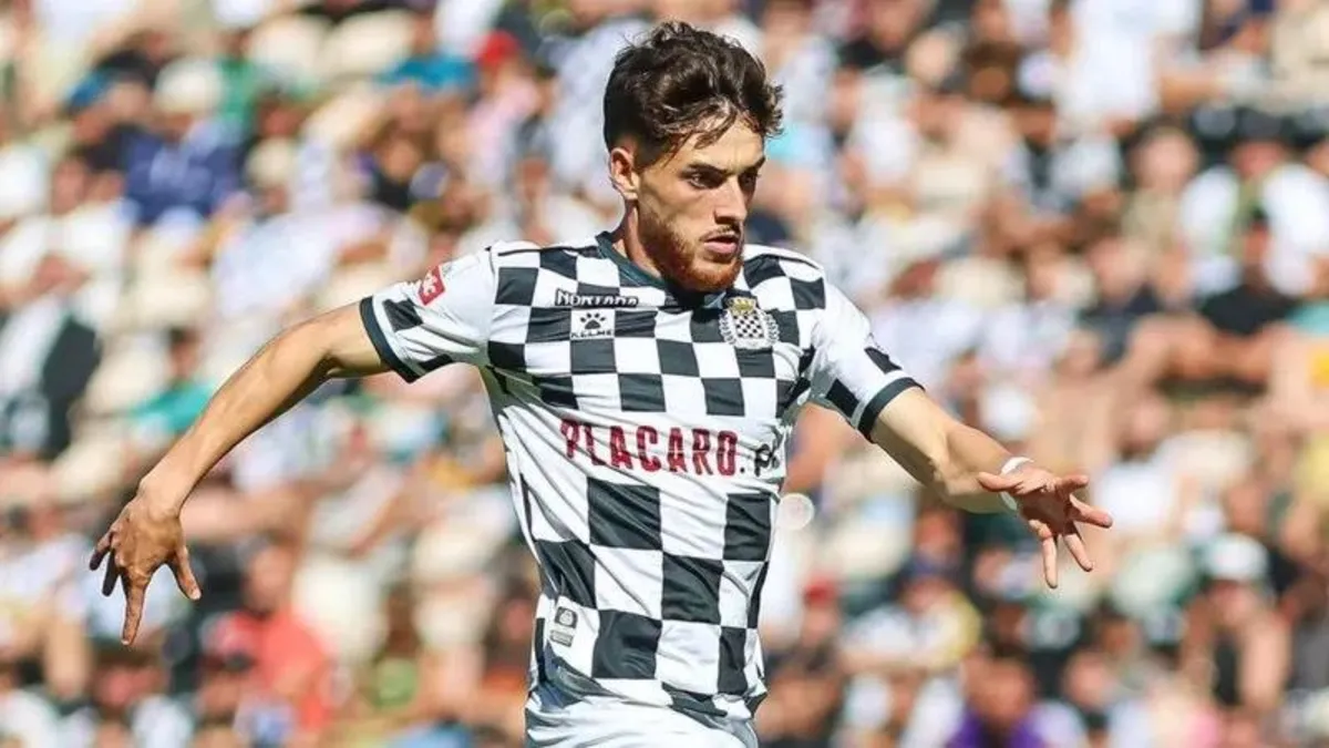 Trabzonspor Meunier'in şok ayrılığı sonrasında harekete geçti: Sağa iki aday Malheiro ve Atal!