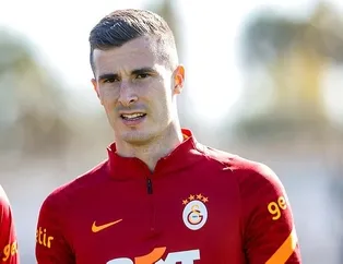 Muslera iyileşince Pena orta alana geçsin!