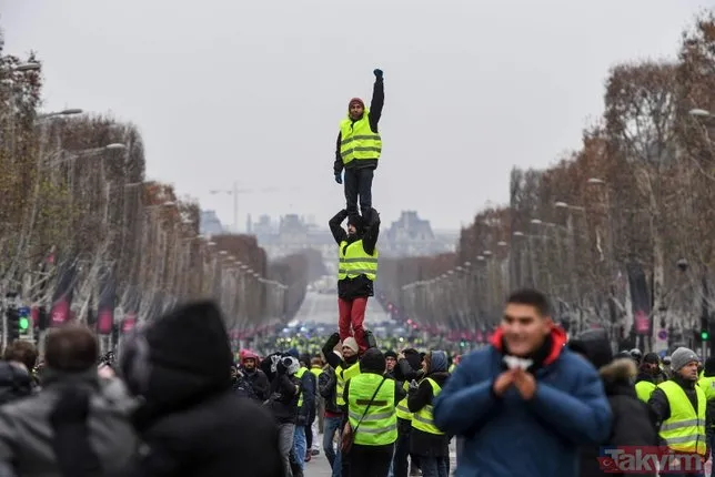 Fransa’da Macron'a karşı başlatılan grev hayatı felç etti