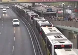 İstanbul'da Metrobüs yoğunluğuna çözüm bulunamıyor!