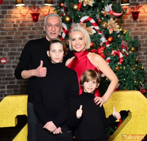 Eşi Ali Özbir ve çocuklarıyla maç keyfini böyle çıkardılar! Esra Erol evinden paylaştı! İşte Esra Erol'un ailecek ev halleri... - 4