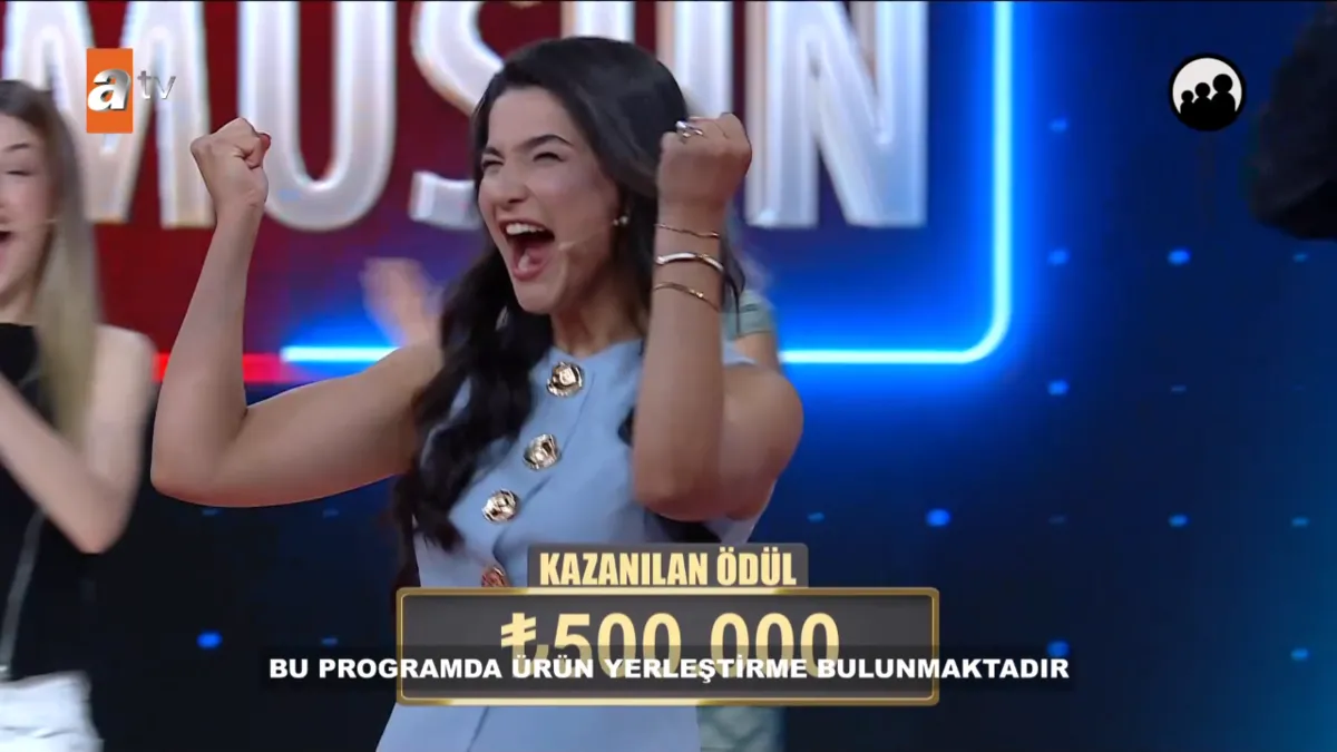12-yasinda-gunde-14-saat-calisan-kardelenin-hayat-hikayesi-yurek-burktu-annemi-aramayin-1792015804744.png 12 yaşında günde 14 saat çalışan Kardelen'in hayat hikayesi yürek burktu: "Annemi aramayın"-13