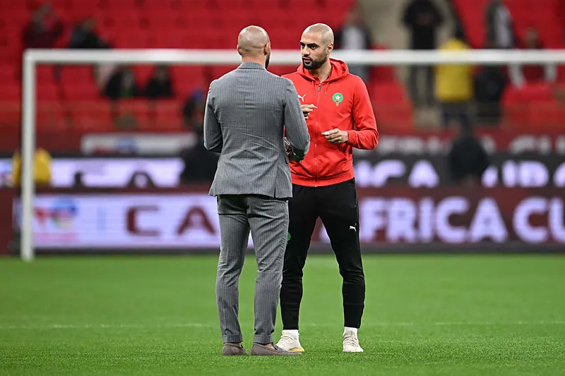 Fenerbahçe'de bir transfer daha tamam! 50 milyon euroluk golcü de listede - 16