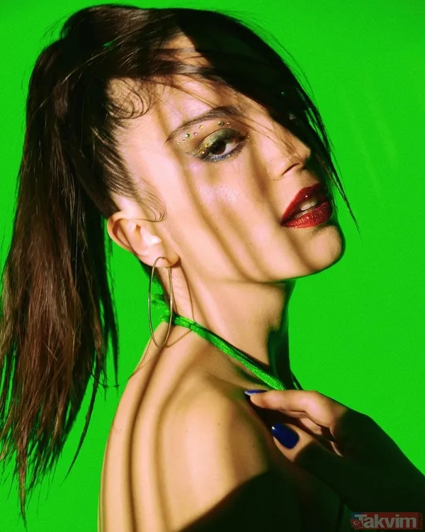 Çıplak fotoğrafları internete sızmıştı! Aslı Bekiroğlu “Bu koyar mı be” diyerek cinsel içerikli görüntüleri hakkında konuştu - 13