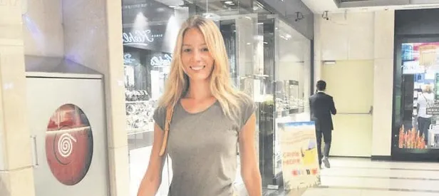 Eski eşe taş attı