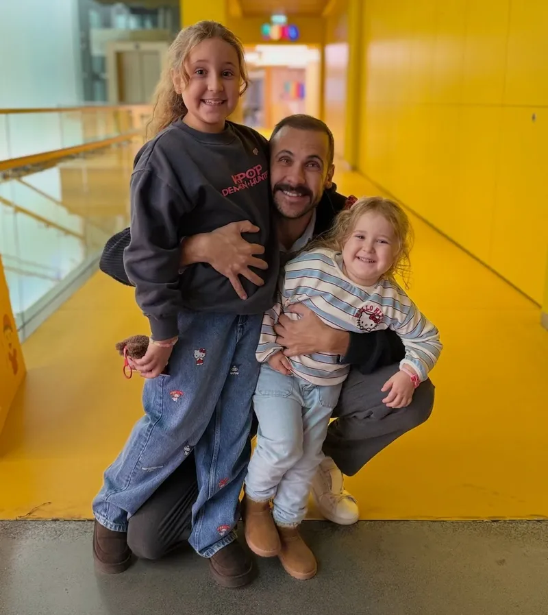 Ümit Erdim ve kızı Ela’dan bayram neşesi: Dans şovları gündem oldu-5