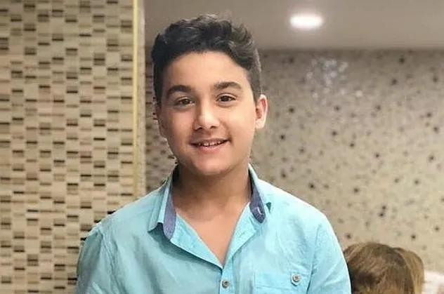 Liiseli Emir, üzerinde bulunduğu polyesterin kırılması sonucu feci şekilde hayatını kaybetti