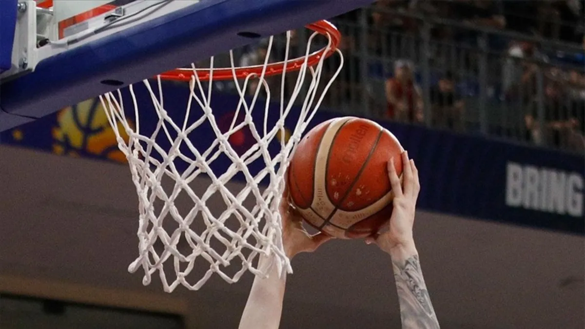 Efes ve Beşiktaş final bileti için karşı karşıya!