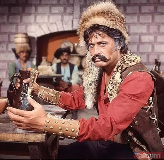 Yeşilçam efsanesi Cüneyt Arkın’ın oğlu Murat Arkın’ından kahreden paylaşım! Gördüğü rüyayı anlattı “Babam çıkıp şimdi gelse...” - 24