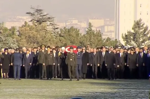 Başkan Erdoğan ve devlet erkânından Atatürk’ün vefatının 81'inci yılında Anıtkabir’e ziyaret