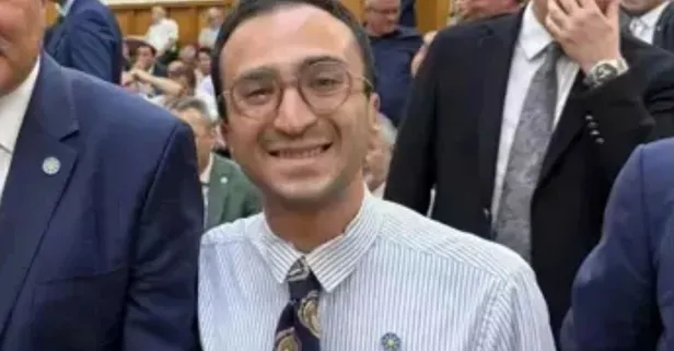 Başörtüsü ve şalvar düşmanının 'İP'ini çektiler! Mihalgazi Belediye Başkanı Zeynep Güneş'i hedef alan Mehmet Emin Korkmaz ihraç edildi