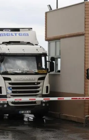 Kapıkule'de TIR sürücülerinin kuyruk çilesi sona eriyor