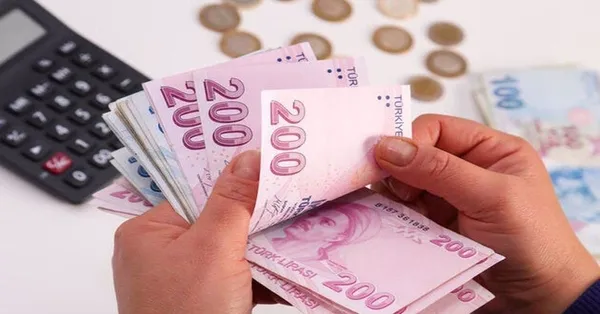 eytliler-dikkat-maas-farklari-secilen-bankalara-yatiriliyor-1680983165863.jpeg EYT'liler dikkat: SGK tarafından fark ödemesi yatırılıyor!-2
