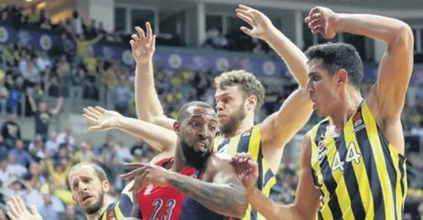 Kanarya zor da olsa uçtu
