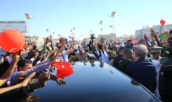 Moritanyalılar Cumhurbaşkanı Erdoğan’ı coşkuyla karşıladı-11