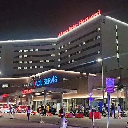 İş yerinin önünde silahlı saldırıda öldü