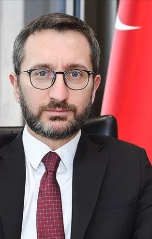 İletişim Başkanı Fahrettin Altun'dan 'Demokrasi ve Özgürlükler Adası' paylaşımı