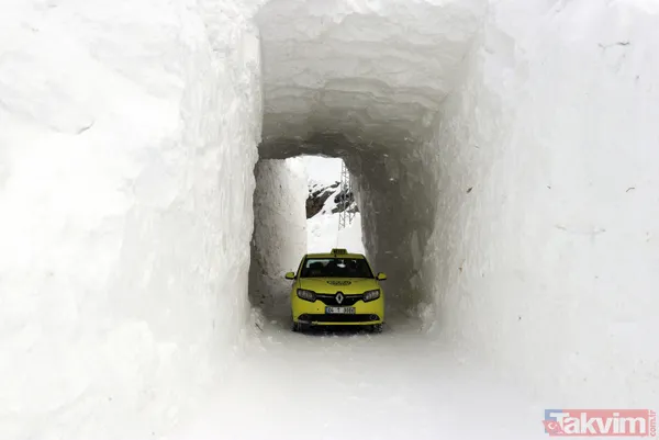 Ağrı'da çığ düşen köy yolunda ulaşım "kardan tünel" ile sağlanıyor - 11
