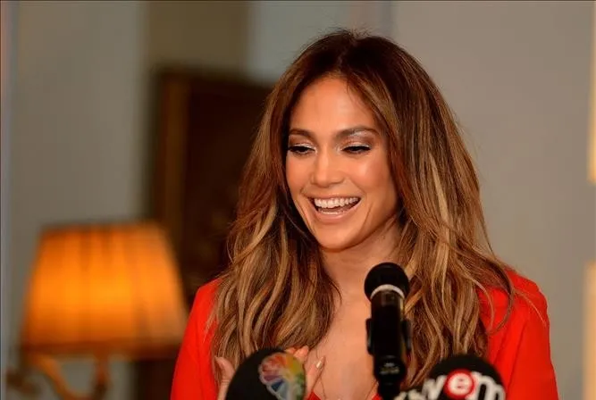 Lopez’den sürpriz