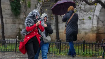 Yağışlı sistem geliyor! Meteoroloji’den il il yeni rapor: Bu hafta hava nasıl olacak?