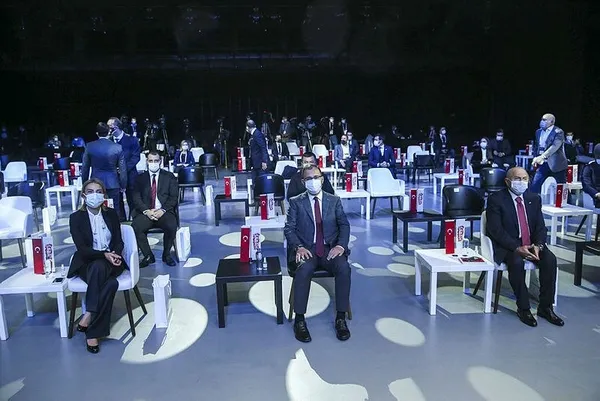 Sabah Gazetesi tarafından düzenlenen forumda konuşan Ahmet Nur Çebi: Fenerbahçe algısını yıkacağız-2