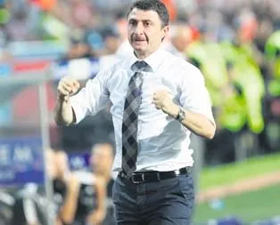 Daha çok gol atan forvet formayı kapar