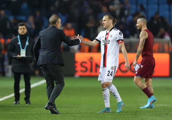 trabzonsporda-abdullah-avci-farki-2016-2017-sezonundan-beri-super-ligde-69-haftayi-lider-tamamladi-1649078544840.jpg Trabzonspor'da Abdullah Avcı farkı! 2016-2017 sezonundan beri Süper Lig'de 69 haftayı lider tamamladı-7