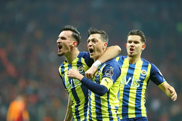 olympiakos-fenerbahce-maci-saat-kacta-olympiakos-fenerbahce-maci-hangi-kanalda-canli-yayinlanacak-olympiakos-fb-muhtemel-11ler-1637754633547.jpg Olympiakos Fenerbahçe maçı hangi kanalda canlı yayınlanacak? Olympiakos - Fenerbahçe maçı saat kaçta? Olympiakos FB muhtemel 11'ler...-3