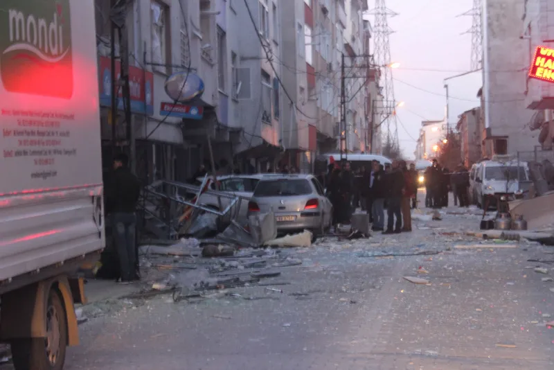 Esenyurt'ta korkutan patlama | Ortalık savaş alanına döndü - 5