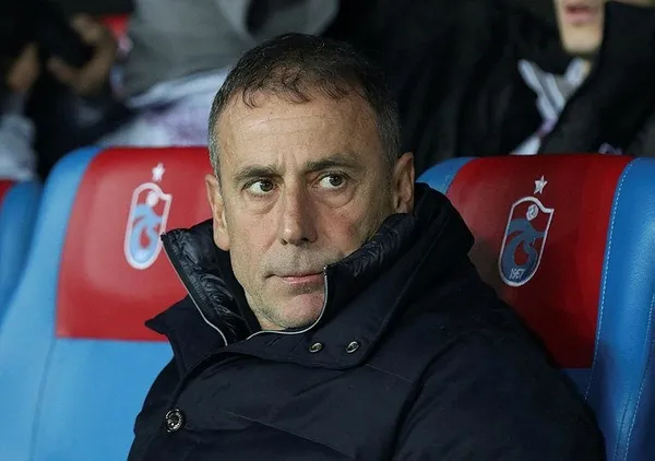 trabzonsporun-hirvat-teknik-direktor-nenad-bjelica-ile-yollari-ayiriliyor-firtinanin-abdullah-avciyi-yarin-aci-1696801547568.jpeg Trabzonspor'un Hırvat Teknik Direktör Nenad Bjelica ile yolları ayırılıyor! Fırtına’nın Abdullah Avcı’yı yarın açıklaması bekleniyor-4