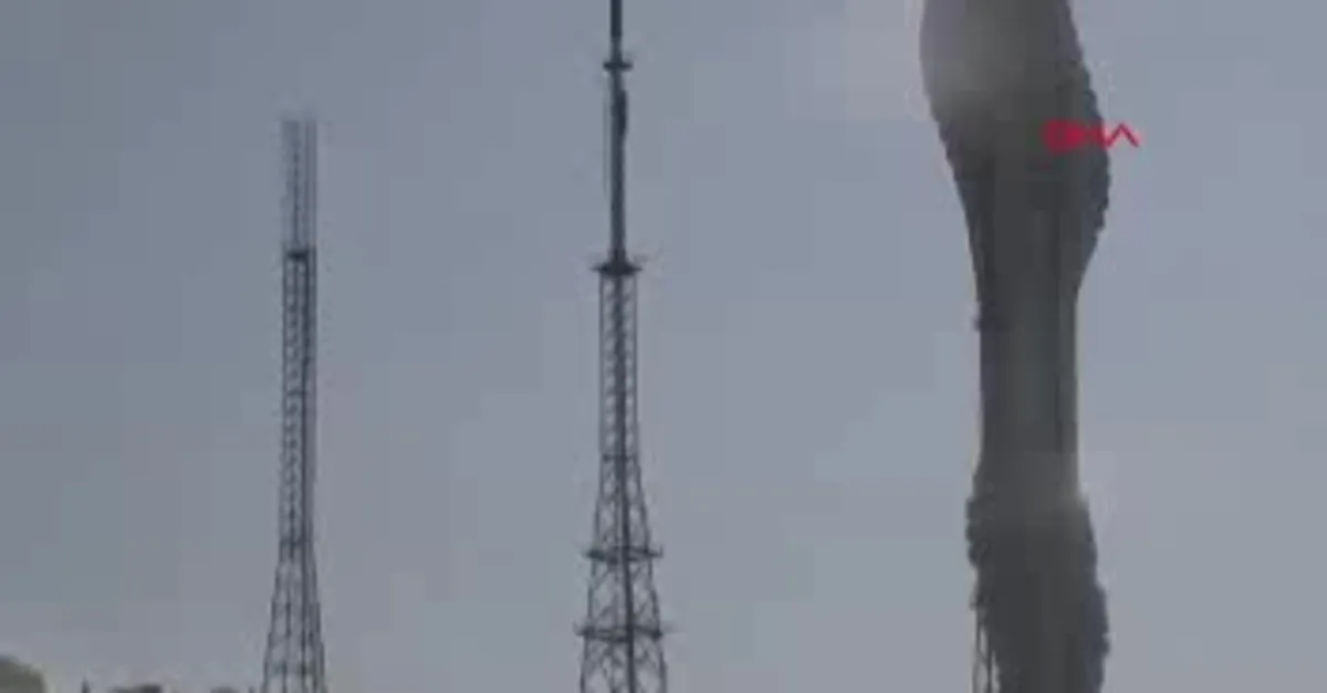 Çamlıca kulesinde korkutan yangın