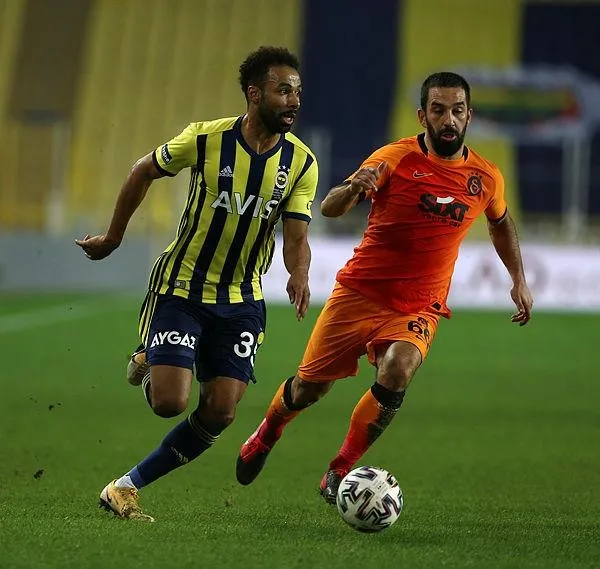 arda-turana-emre-belozoglu-modelifatih-terim-onu-sportif-direktorluk-gorevi-icin-dusunuyor-1625327388604.jpeg Arda Turan’a Emre Belözoğlu modeli! Fatih Terim onu sportif direktörlük görevi için düşünüyor-6