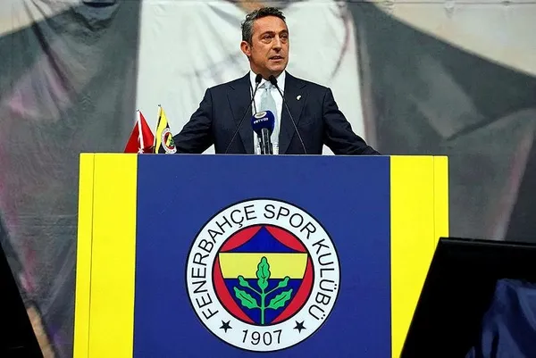 fenerbahce-kongresinde-kavga-uyeler-birbirine-girdi-1687010757506.jpeg
