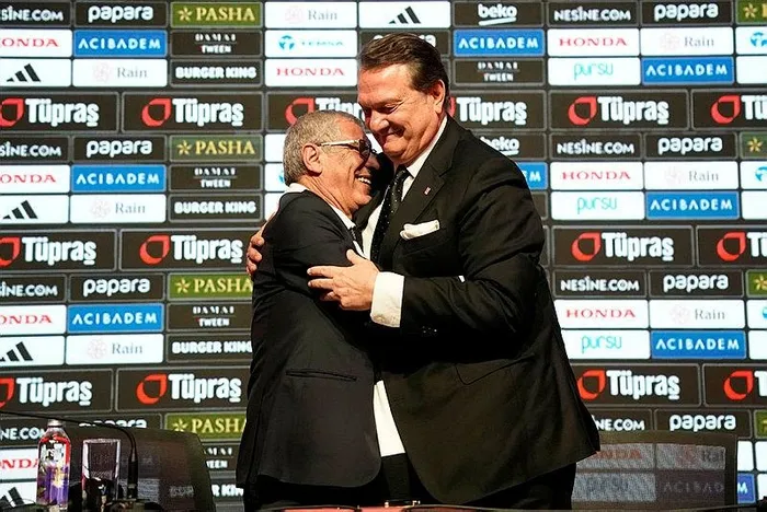 besiktas-baskani-hasan-arat-bet-konustu-aydinlik-gunler-bizi-bekliyor-1704842187758.jpeg Beşiktaş Başkanı Hasan Arat, bet konuştu: "Aydınlık günler bizi bekliyor"-2