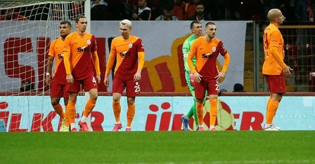 Galatasaray’da Muslera’dan takım arkadaşlarına uyarı