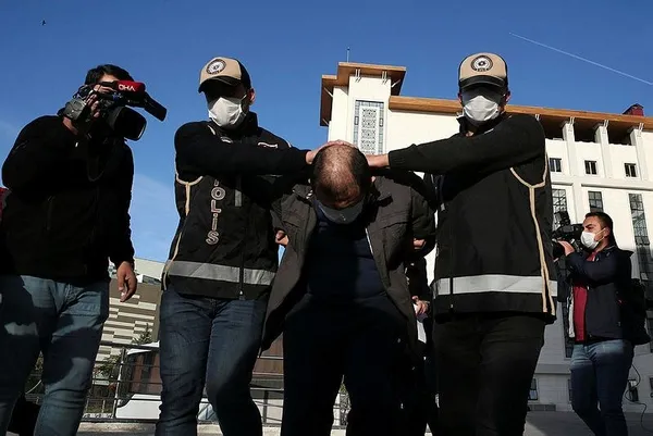 Ankara'da sahte kimlikle yakalanan FETÖ firarisi Kamil Yavuz Malkatan paketlendi!-3