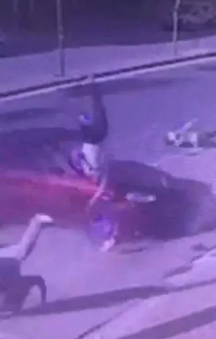 Konya'da kan donduran kaza! Kontrolden çıkan araç aileyi biçti