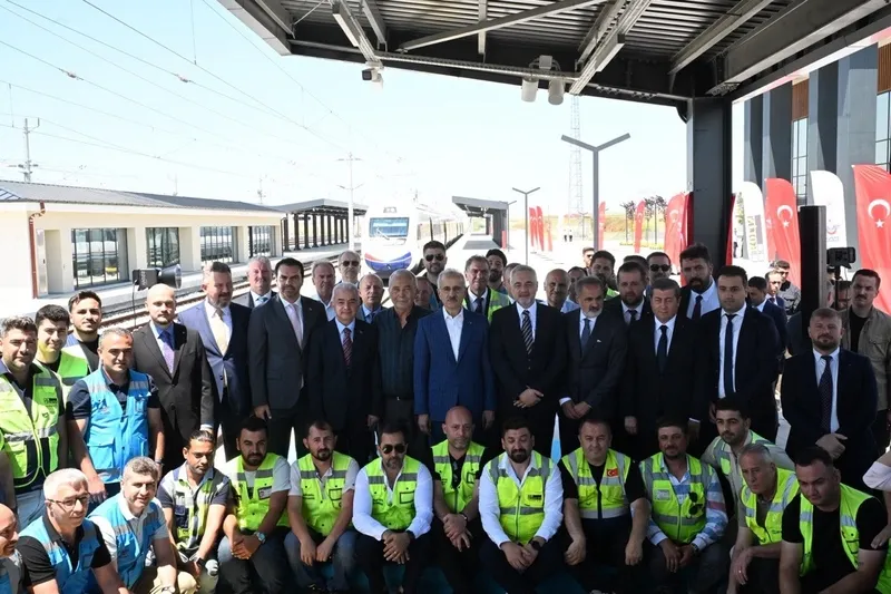 istanbul-kapikule-arasi-4-saatten-15-saate-dusuyor-test-surusu-basladi-1780747674663.jpg İstanbul-Kapıkule arası 4 saatten 1,5 saate düşüyor: Test sürüşü başladı-9