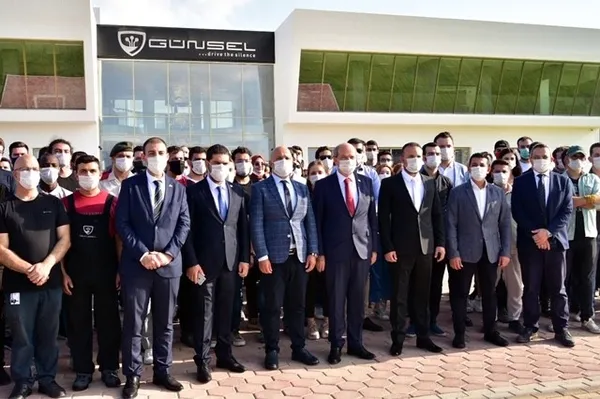 kktc-cumhurbaskani-ersin-tatar-kktcde-uretilen-yerli-otomobili-test-etti-1603970440579.jpg KKTC Cumhurbaşkanı Ersin Tatar, KKTC'de üretilen yerli otomobili test etti-2