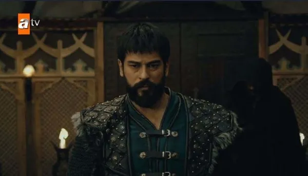 obaya-hain-baskin-kurulus-osman-84-bolum-fragmani-nefes-kesti-icerde-dogum-vardir-balayi-anami-birak-beni-al-g-1645651803706.jpg Oba’ya hain baskın! Kuruluş Osman 84. bölüm fragmanı nefes kesti: “İçerde doğum vardır! Bala’yı anamı bırak! Beni al gidelim!”-3