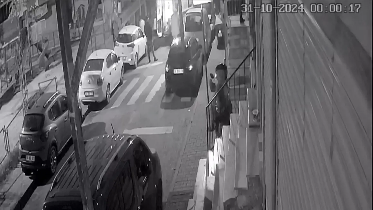 Sultangazi'de ağabey dehşeti! Tartıştığı kız kardeşini yeğeninin gözü önünde öldürdü