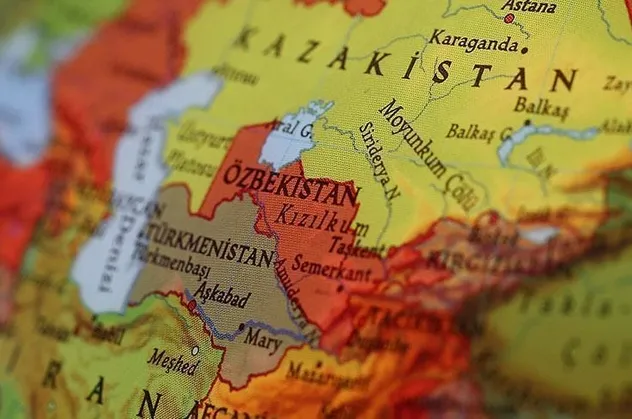 Özbekistan’da hükümet istifa etti