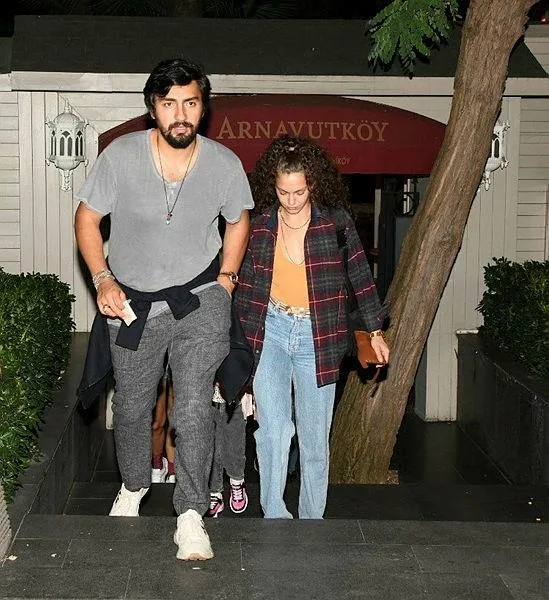 Melisa Şenolsun ve Umut Evirgen aşkında Tuba Büyüküstün krizi! Ayrılığın nedeni belli oldu